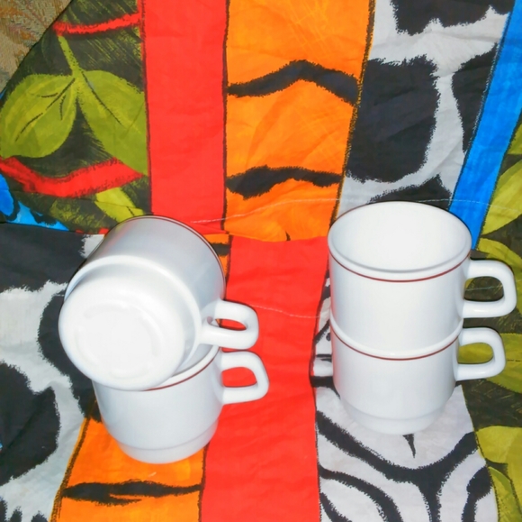 VINTAGE ARCOPAL FRANCE TEA CUP MUG. - Picture 4 of 4